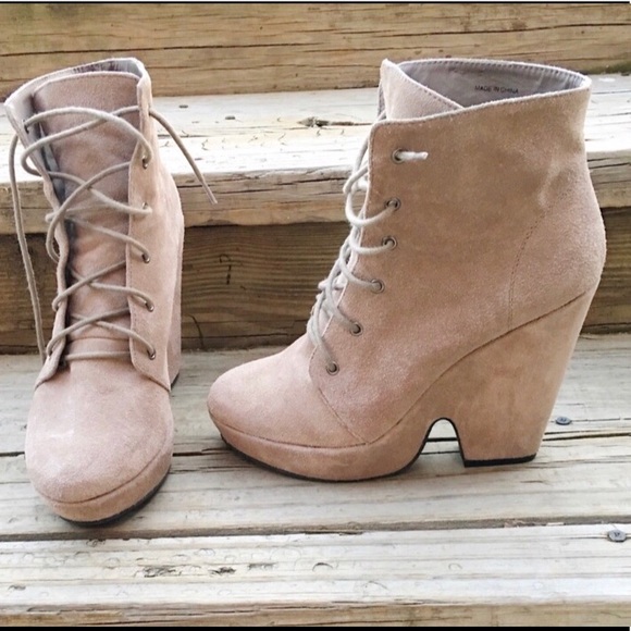 Urban Outfitters Ecote Suede Platform Boots Sz - Picture 3 of 5
